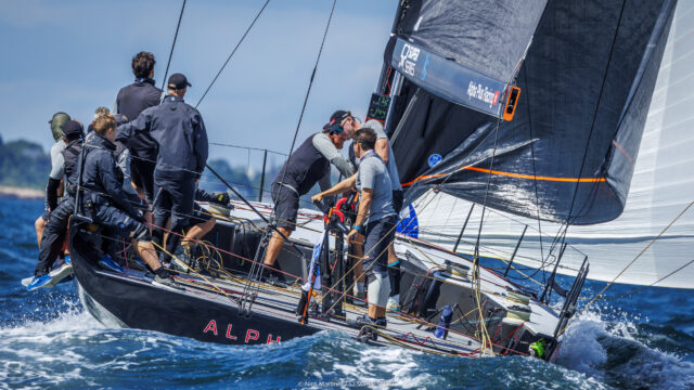 52 SUPER SERIES 2024