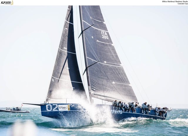 Can Azzurra check out of 2015 with double top?