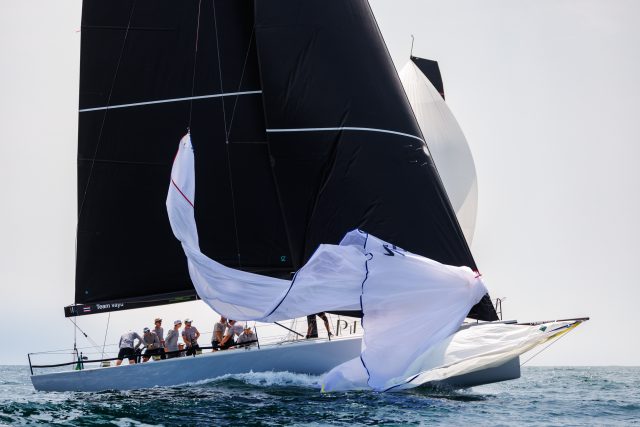 52 SUPER SERIES 2024