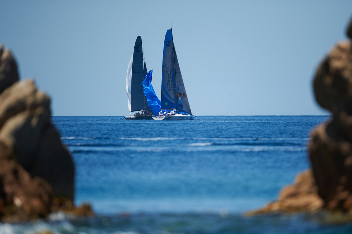 Advantage Azzurra into red hot Sunday