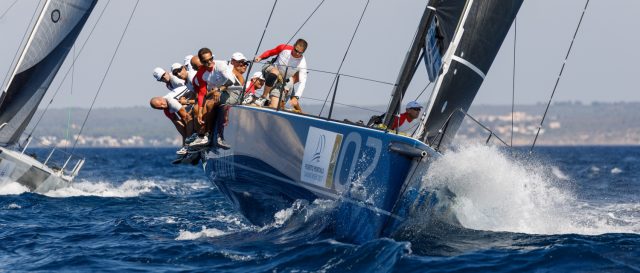 Race 3 – Avanti Azzurra