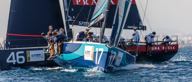 Onda se da un festín; Luna Rossa se afianza