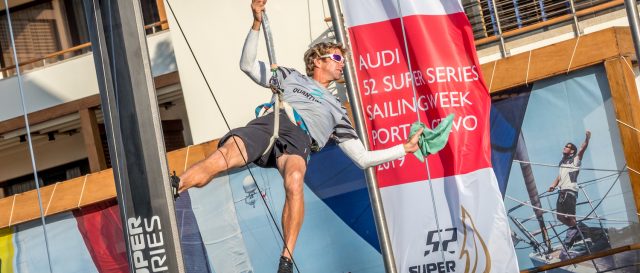 El Mistral vuelve a hacer de las suyas en la Audi 52 SUPER SERIES Sailing Week