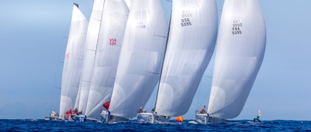 Las aguas de Menorca desafían a las 52 SUPER SERIES en su estreno