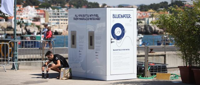 The 52 SUPER SERIES teams up with Bluewater to serve up free, purified water