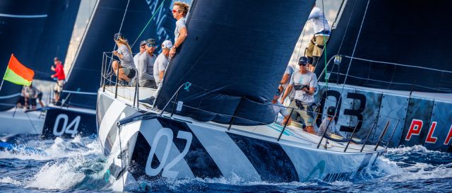 La 52 SUPER SERIES Barcelona Sailing Week parte a rilento nel segno di Quantum