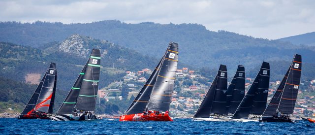 Phoenix Lead But Dream 52 SUPER SERIES Start in Baiona For Amateur Vayu Team