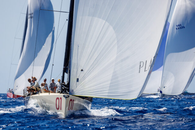 52 SUPER SERIES 2024