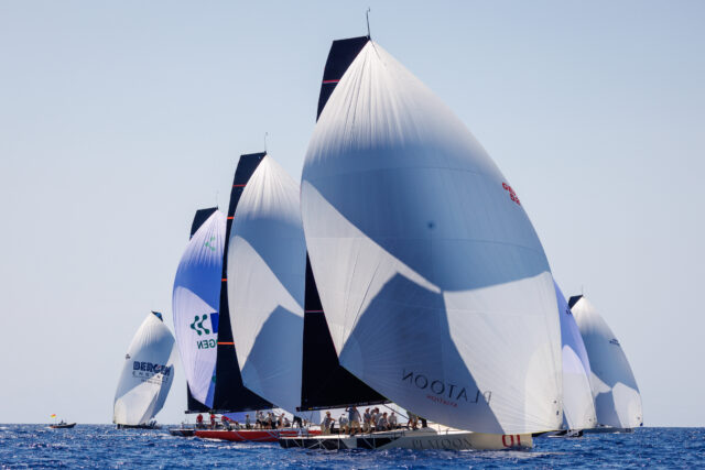 52 SUPER SERIES 2024