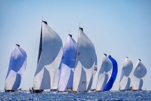 52 SUPER SERIES 2024