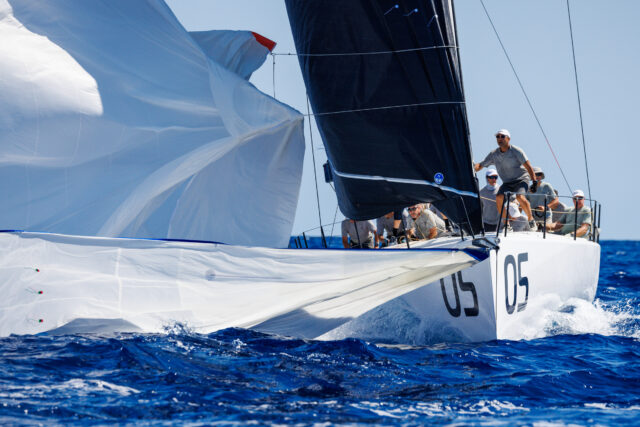 52 SUPER SERIES 2024