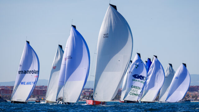 Valencia 52 SUPER SERIES Royal Cup è il Crioula day, crollo Gladiator