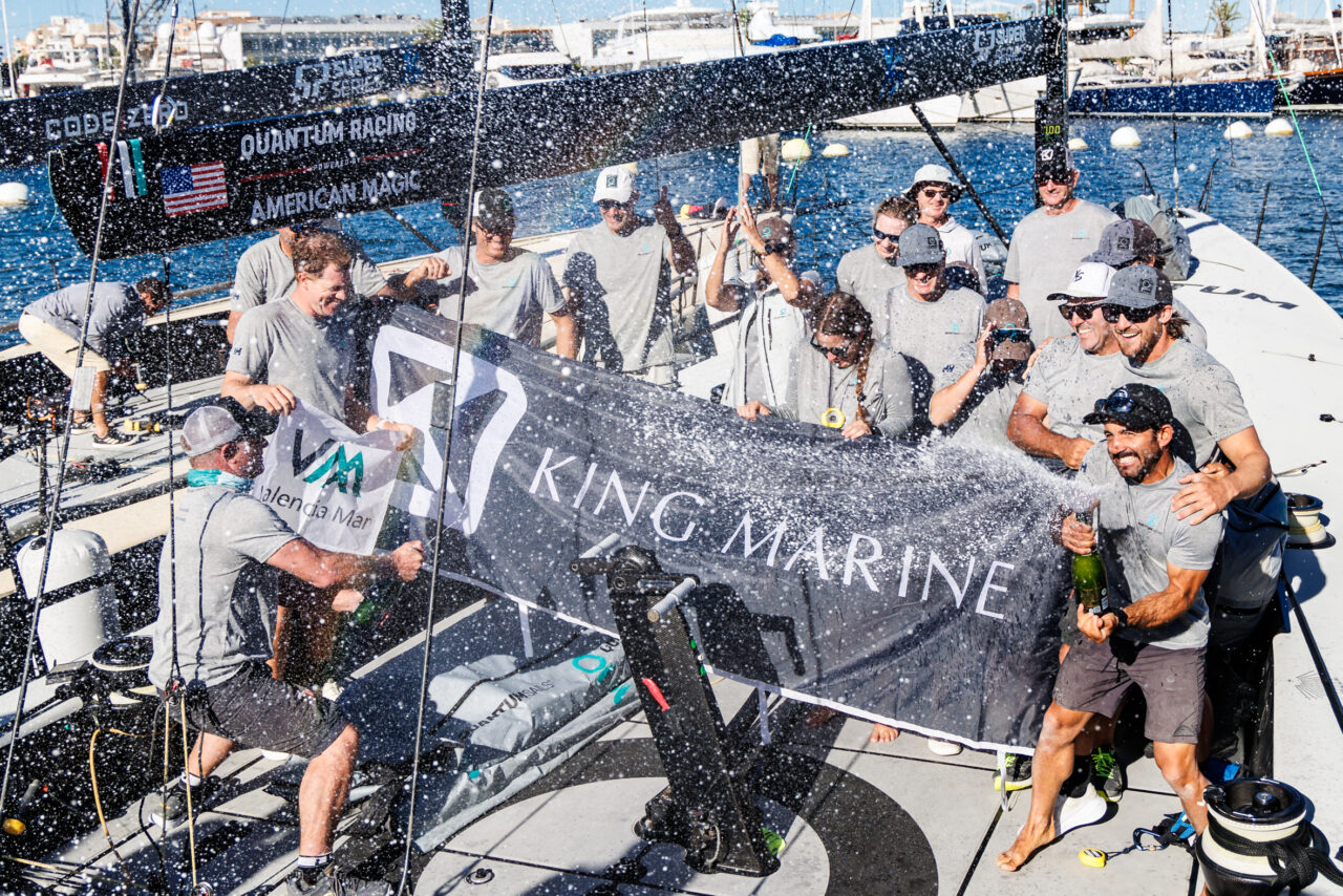 Quantum Racing logró en Valencia su sexta corona de 52 SUPER SERIES en una emocionante Grand Finale  